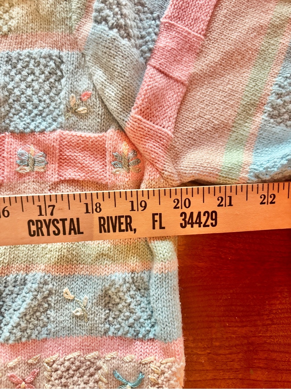 Vintage Koret embroidered pastel ramie knit 🌷 grandma chic dream sweater - Picture 7 of 8